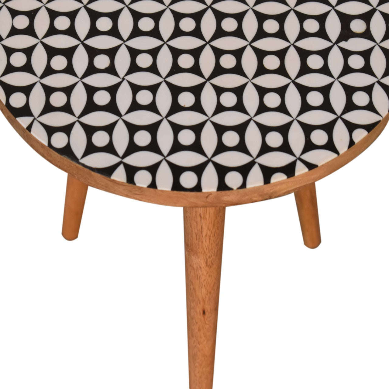 Ashpinoke:Diamond Print End Table-End Tables-Artisan