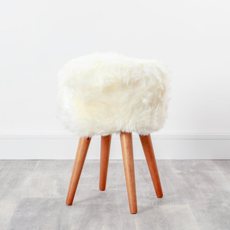 Ashpinoke - Natural Sheepskin Wood Stool - Woodstain